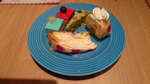 29.8.5shiki-blogケーキ③.jpg