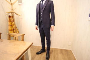 7b20210411suits.JPG