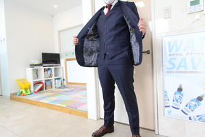 3b20210411suits.JPG