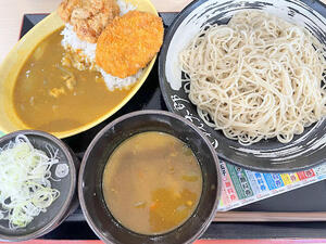日替わり得ランチ　火曜　ミニ唐コロカレー　カレーループラス.jpg
