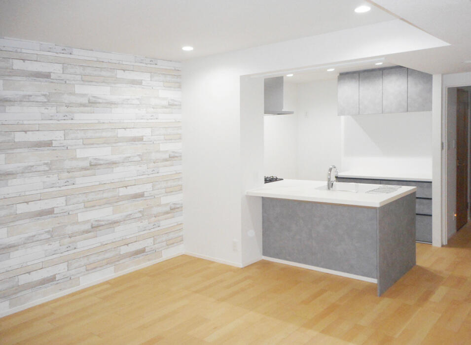 新しい生活に合わせてリビングを広く